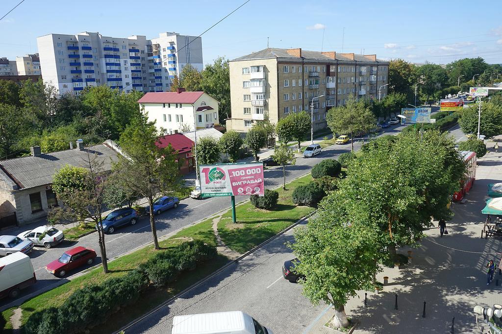 Apartment On Kniaziv Koriatovychiv Kamjanez-Podilskyj Exterior foto